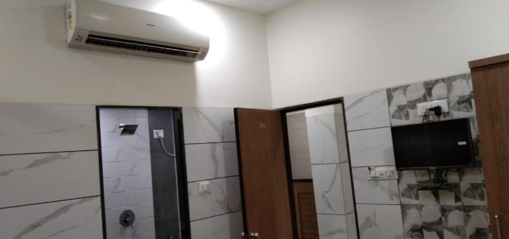 مومباي Hotel Royal Residency المظهر الخارجي الصورة